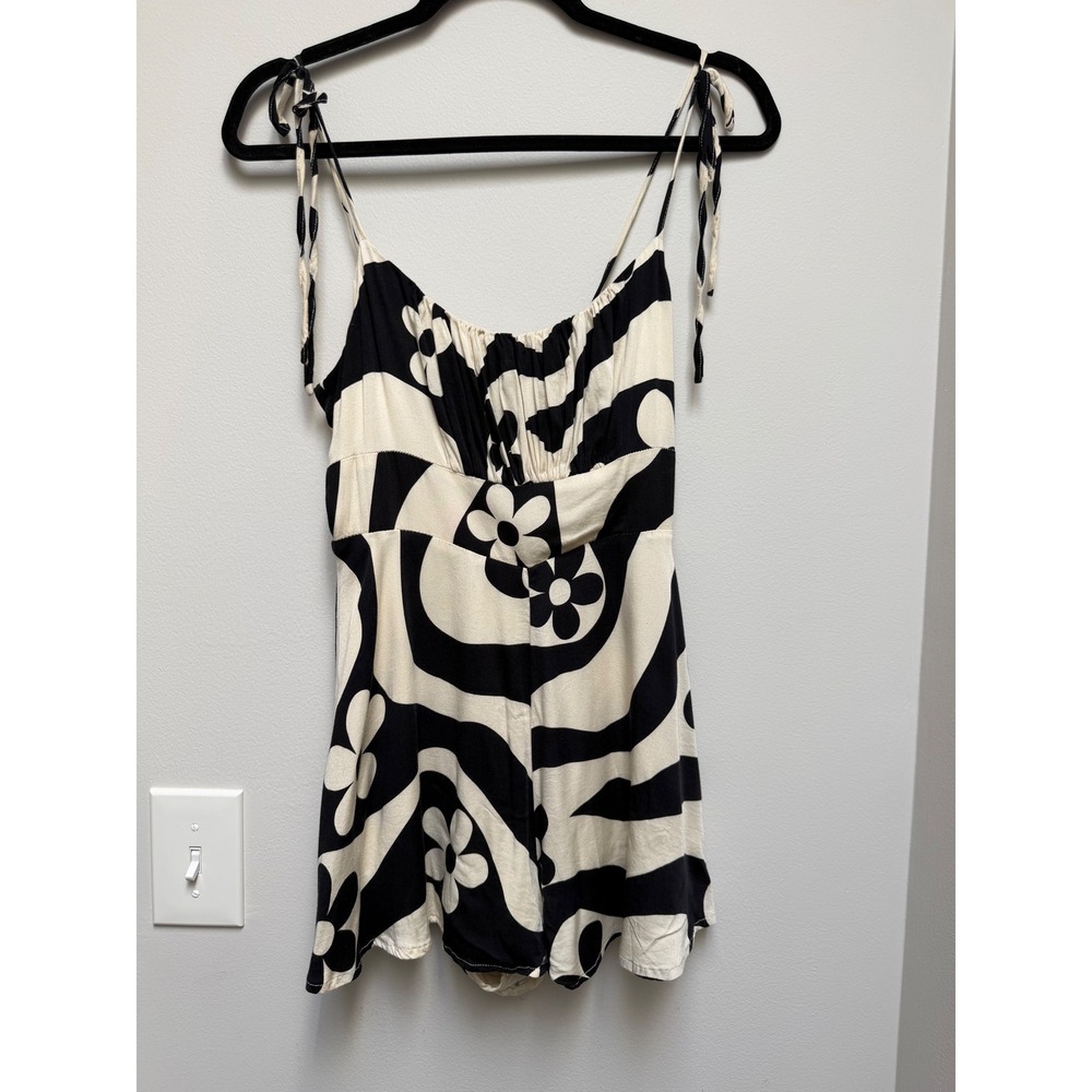 Urban Outfitters Black Cream 70s Mod Psychedelic Floral Romper